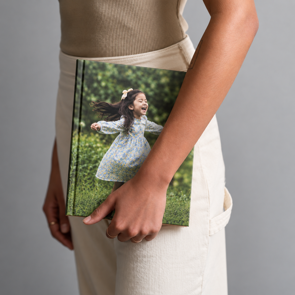 Fotoalbum Vertical de 24x20 cm, tapa dura y estampado personalizado - Image 4