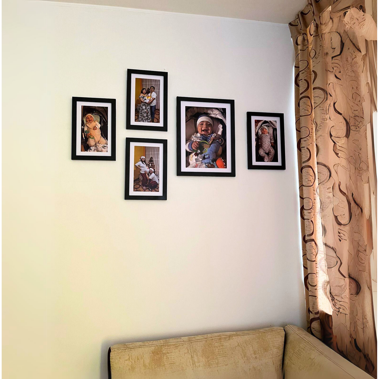 Conjunto de cuadros 01 con fotos y adhesivos (Promo)