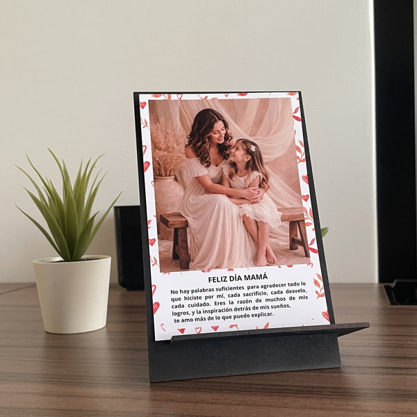 Foto Postal Madre de 10x15 cm, incluye soporte color negro