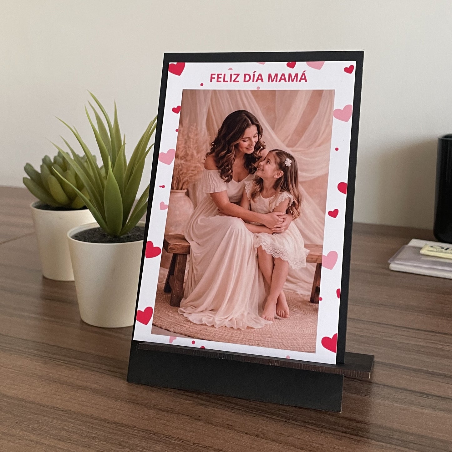 Foto Postal Madre de 10x15 cm, incluye soporte color negro
