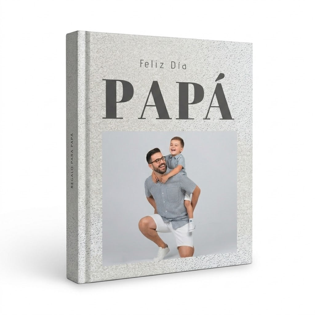 Fotoalbum Vertical de 24x20 cm, con portada gris, tapa dura y diagramación automática